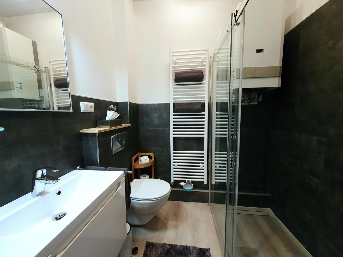 Moderne Wohlfuehloase Zentral In Seenaehe - Pillow Menu, 2 Stk 55" Smart Tvs, Netflix, Disneyplus Uvm Wetter  Luaran gambar